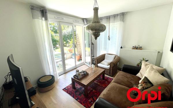 Appartement à vendre    4 pièces • 80,25 m2 Montigny-le-Bretonneux