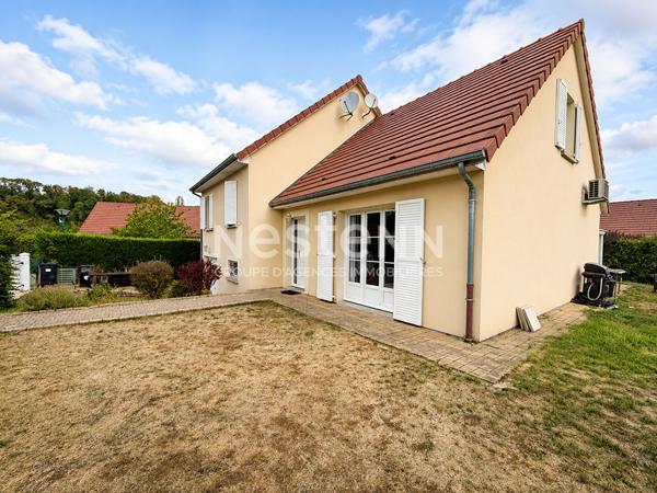 Maison meublée sur sous-sol avec terrain 7 pièces - 5 chambres - 154 m² - Chaumont