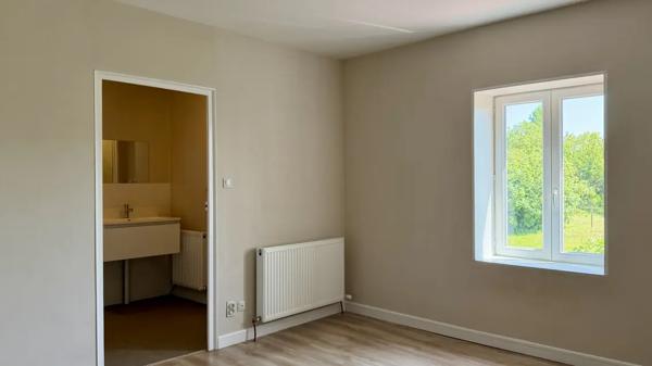 ? Maison charentaise rénovée à Aigre 146 m2 179 000 EUR FA