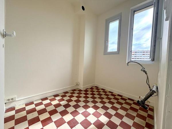 Appartement Maisons Alfort 1 pièce quartier Charentonneau