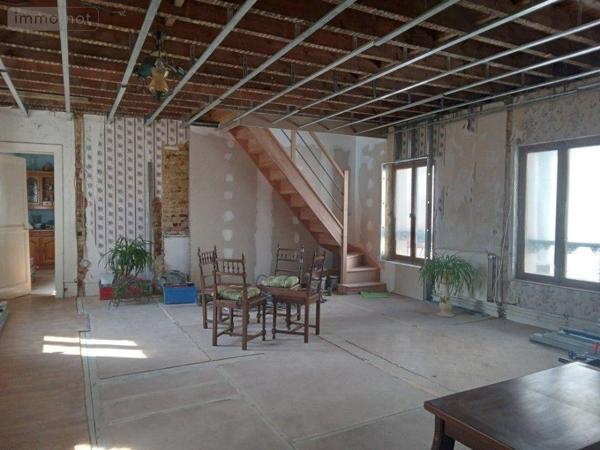 Maison de ville à vendre à Avesnes-sur-Helpe dans le Nord (59440), ref : 2102