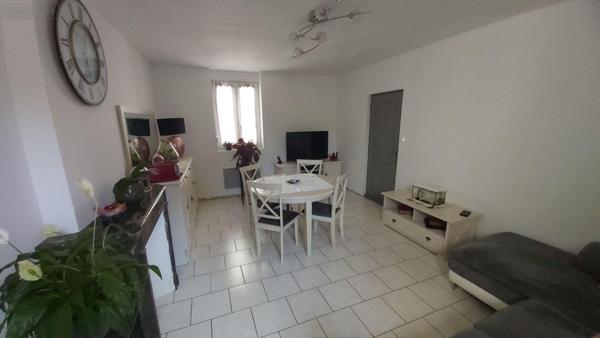 Maison de ville à vendre à Avesnes-sur-Helpe dans le Nord (59440), ref : 2102