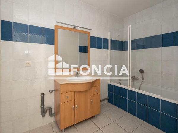 À vendre Appartement 4 pièces 77.82 m² - Valence 26000