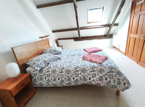 29520 Châteauneuf du Faou Maison habitable au calme 2 chambres
