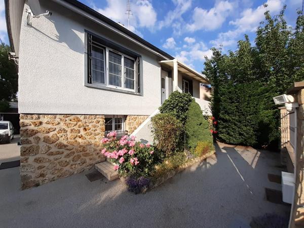 Maison 7 pièces - 177 m²