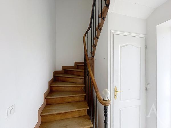 Maison 120 m2 Aubergenville 3/4 chambres, potentiel 44 m2 - Jardin - cave