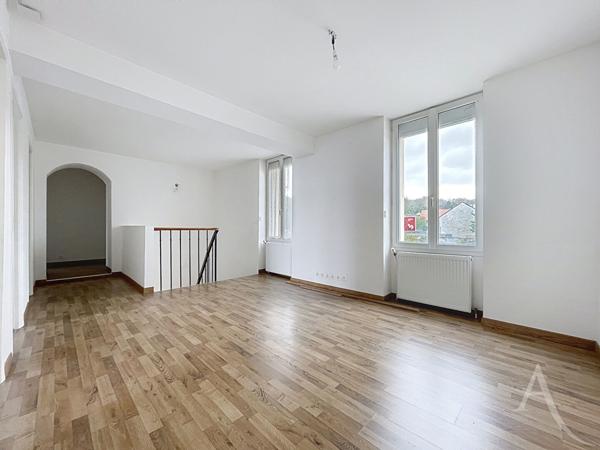 Maison 120 m2 Aubergenville 3/4 chambres, potentiel 44 m2 - Jardin - cave