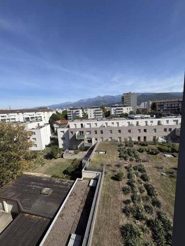 Appartement 3 pièces                                        - 38100 Grenoble Réf : 5656