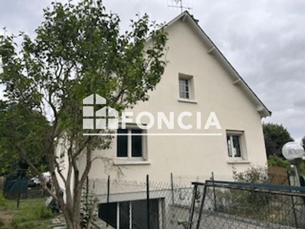 À vendre Maison 4 pièces 146 m² - Beaumont-en-véron 37420