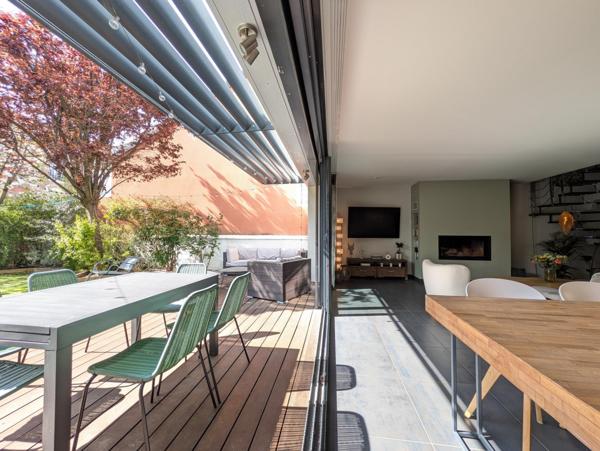 Quartier résidentiel prisé - Maison d’architecte - Jardin - Terrasse - Garage