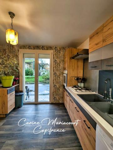 MAISON RENOVEE DE 160 M2, 4 CHAMBRES, VERANDA, GRAND GARAGE ET DEPENDANCES