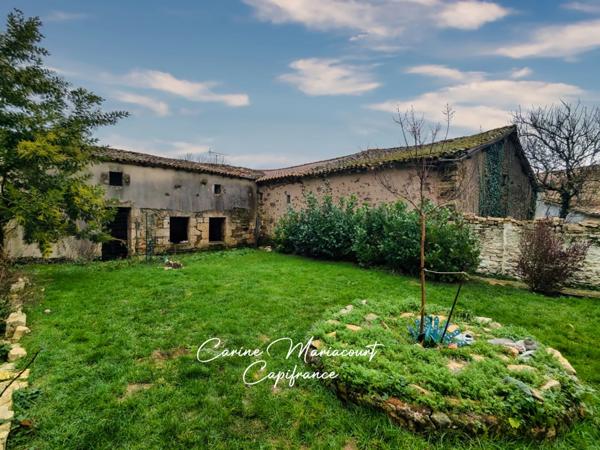 MAISON RENOVEE DE 160 M2, 4 CHAMBRES, VERANDA, GRAND GARAGE ET DEPENDANCES