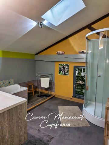 MAISON RENOVEE DE 160 M2, 4 CHAMBRES, VERANDA, GRAND GARAGE ET DEPENDANCES