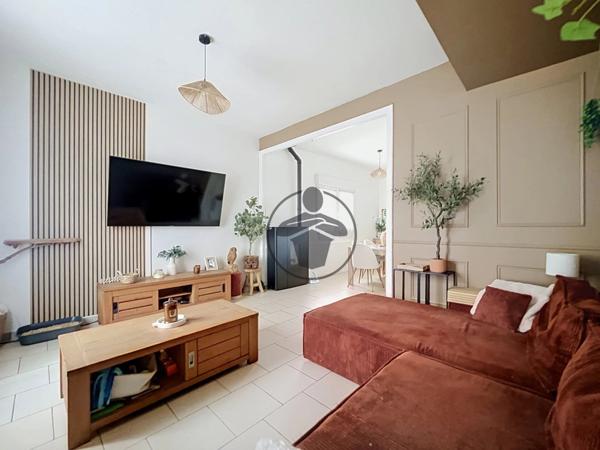 Vente                                                      Maison
                        
                     4 pièces                      88 m2                     à Saint-Quentin