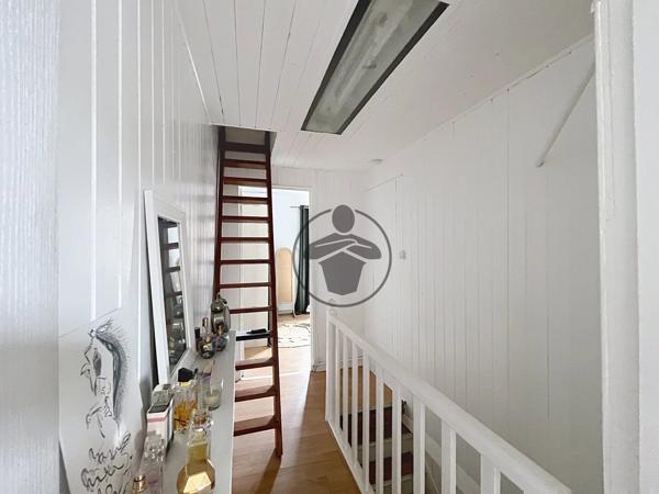 Vente                                                      Maison
                        
                     4 pièces                      88 m2                     à Saint-Quentin