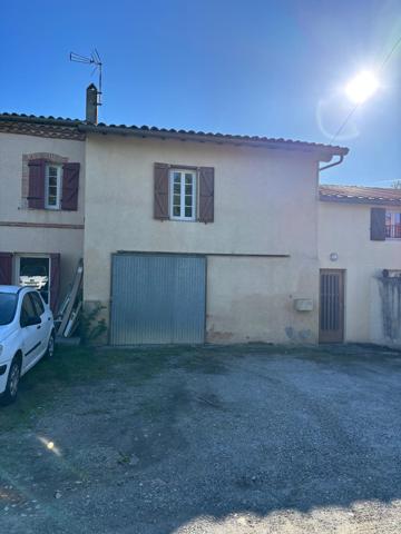 Maison
         4 pièces
        - 97 m² Exclusivité 90 000 € *