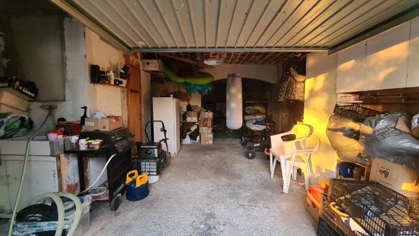 Maison
         4 pièces
        - 97 m² Exclusivité 90 000 € *