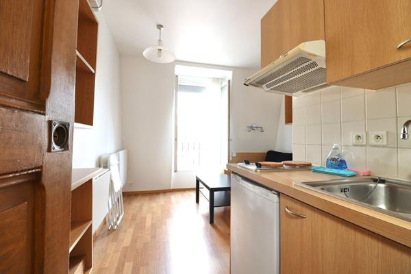 Studio de 12,53m2 meublé et bureau