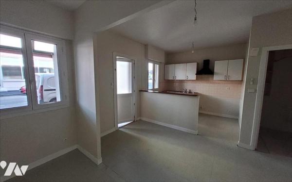 CARHAIX - APPARTEMENT
