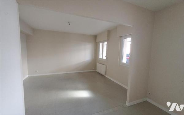 CARHAIX - APPARTEMENT