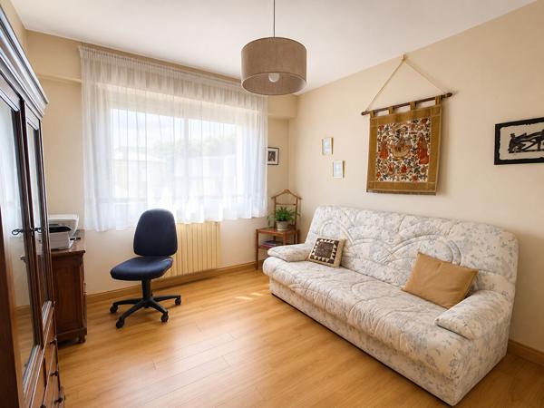 LAVAL APPARTEMENT 102 m²