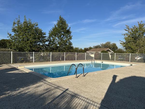 LANGON - APPARTEMENT T3 - 2 PLACES DE PARKING - BALCON - PISCINE- VENDU LIBRE