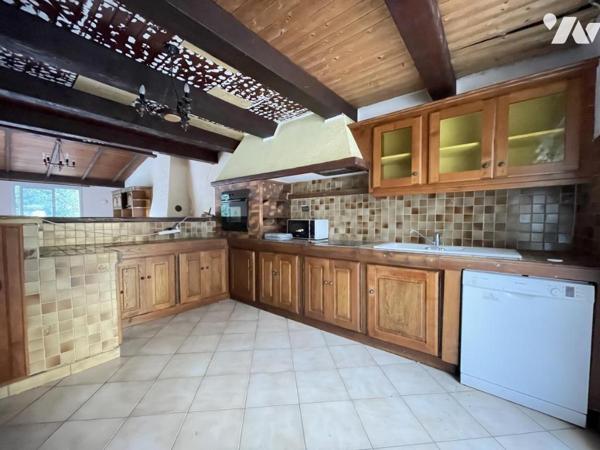 MAISON R+1 avec garage et pisicne