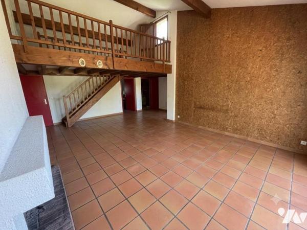 Maison avec vue panoramique sur les Pyrénées – Esprit loft et beaux volumes 155m²