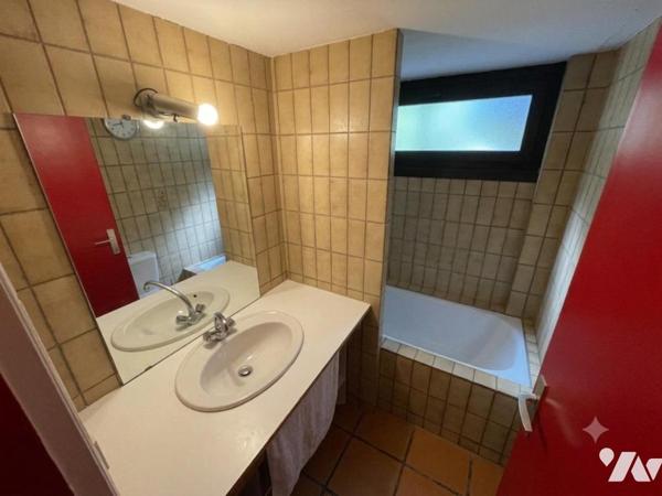 Maison avec vue panoramique sur les Pyrénées – Esprit loft et beaux volumes 155m²