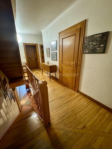 Maison de village de 260 m²