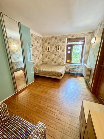 Maison de village de 260 m²