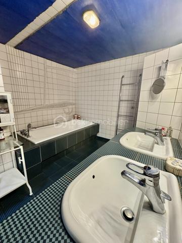 Maison de village de 260 m²