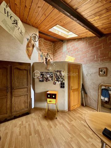 Maison de village de 260 m²