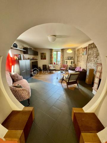 Maison de village de 260 m²