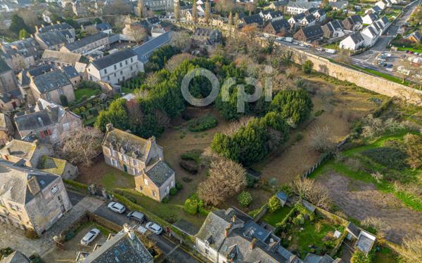 Maison à vendre    12 pièces •  Guérande