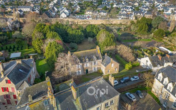 Maison à vendre    12 pièces •  Guérande