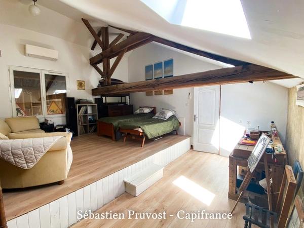 Dordogne (24) Maison en pierre rénovée à vendre 7 pièces SAINT ESTEPHE (24), gîte, garage, proximité du grand lac.