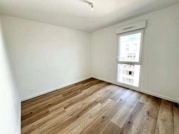 VANNES GARE à louer Appartement 3 pièces avec balcon