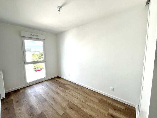 VANNES GARE à louer Appartement 3 pièces avec balcon