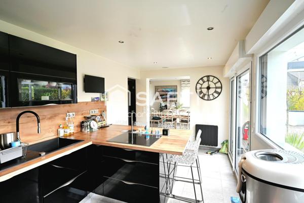 Maison grand standing. Plage 5 à pied. 3 ch, 2 garages