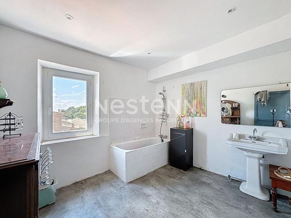 Maison de village type loft d'artiste ? 280 m² ? 6 pièces