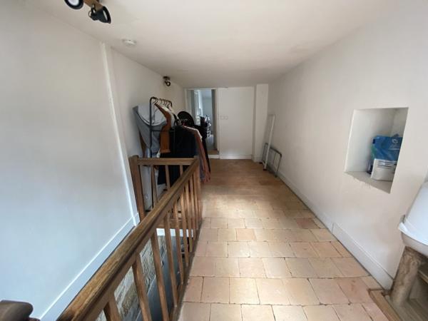 Immeuble à vendre |  Chinon |  76 m²