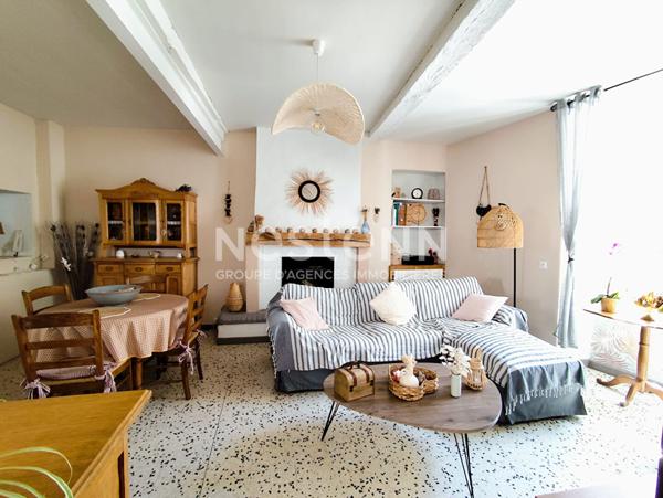 Maison de village en pierre avec vue imprenable à Sumène