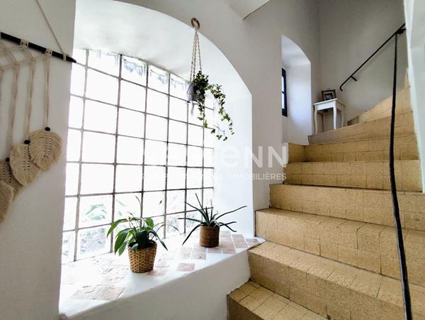 Maison de village en pierre avec vue imprenable à Sumène