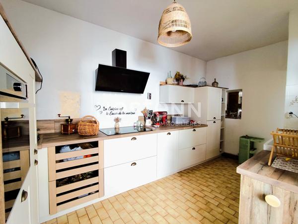 Maison de village en pierre avec vue imprenable à Sumène