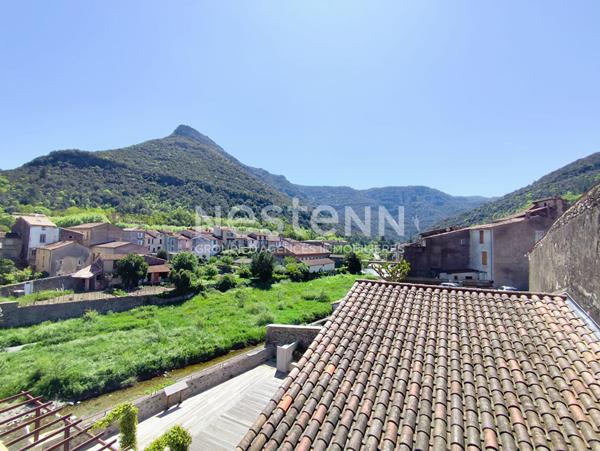 Maison de village en pierre avec vue imprenable à Sumène