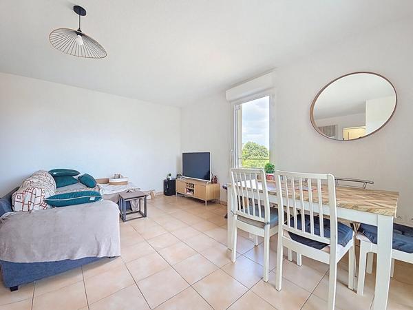 Appartement 3 pièces avec ascenseur, terrasse, garage et parking à vendre en exclusivité chez Nestenn Castanet-Tolosan