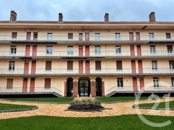 Appartement F4 à vendre  4 pièces - 75 m2 GUISE - 02
