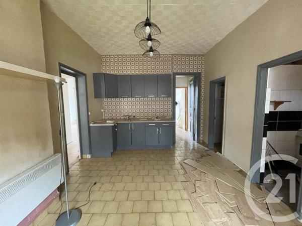 Appartement F4 à vendre  4 pièces - 75 m2 GUISE - 02