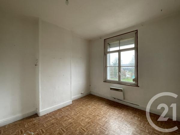 Appartement F4 à vendre  4 pièces - 75 m2 GUISE - 02